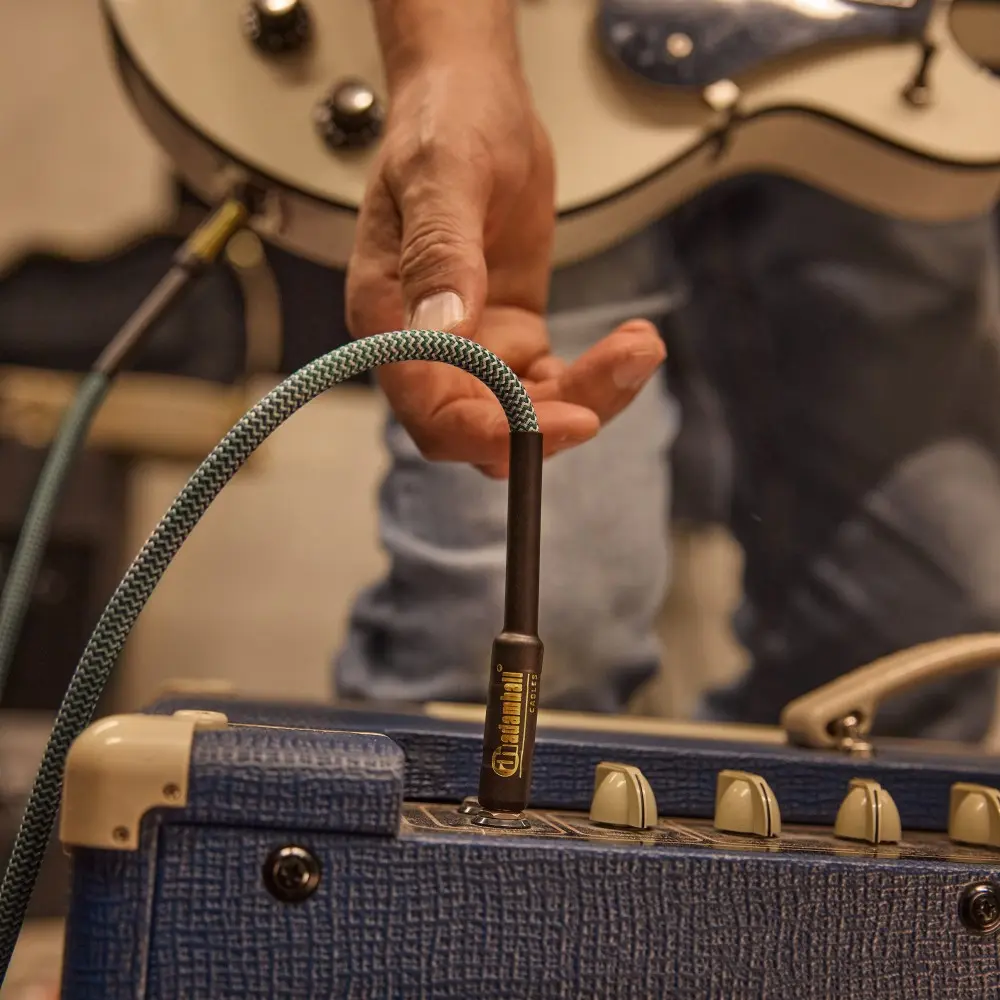 Cable Plug Plug 3 Metros Adam Hall 4IPP0300GRN