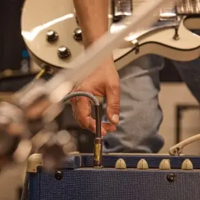 Cable Plug Plug 6 Metros Adam Hall 4IPP0900BLU