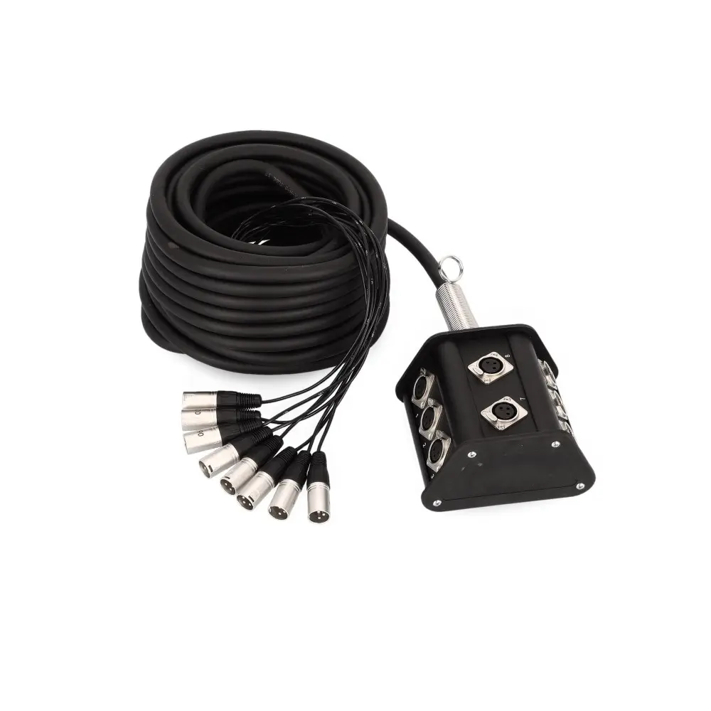 Patchera Envio 8 Auxiliares 15 Metros Adam Hall 8C15P