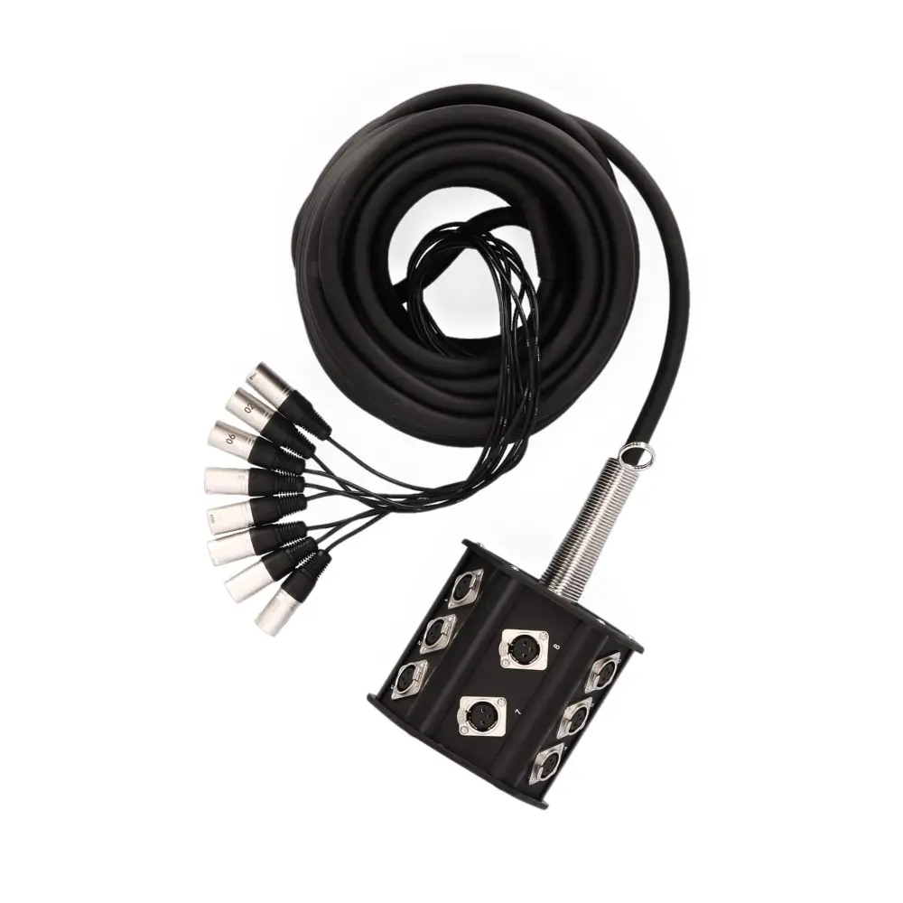 Patchera Envio 8 Auxiliares 15 Metros Adam Hall 8C15P