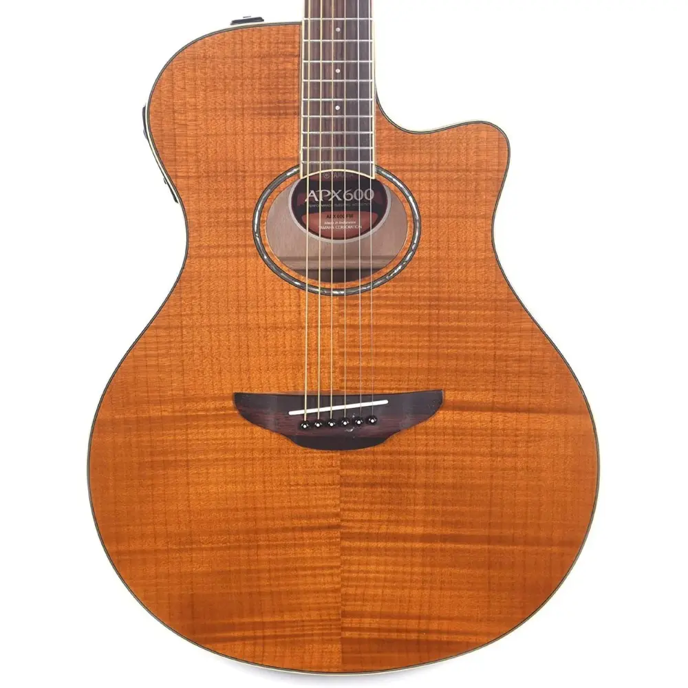 Guitarra Electroacústica APX Yamaha APX600FMAB