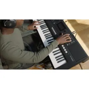 Teclado Sensitivo 61 Teclas Yamaha PSRE483
