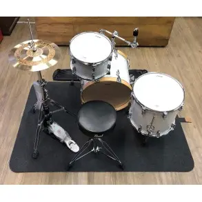 Alfombra Para Bateria 2 x 1,5 Metros Con Funda