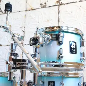 Bateria Sonor Aq2 "Safari" Maple Aqua Silver Burst