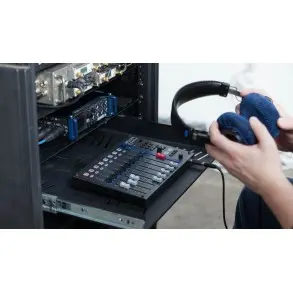 Superficie de Control Zoom compatible con F8 y F4 8 Canales + Master USB FRC-8