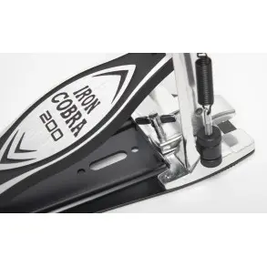 Pedal Doble Tama Para Bombo De Bateria Iron Cobra 200 HP200PTW