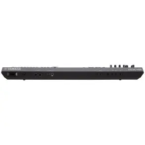 Sintetizador Yamaha De 49 Teclas Performance MX49 BK
