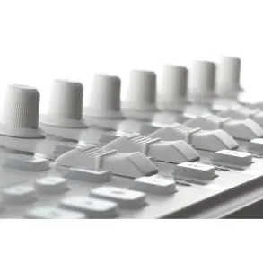 Mini Controlador Midi Korg NanoKontrol2 Blanco
