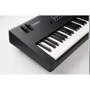 Sintetizador Yamaha MX88 7 Octavas Motor Sonido Motif XS