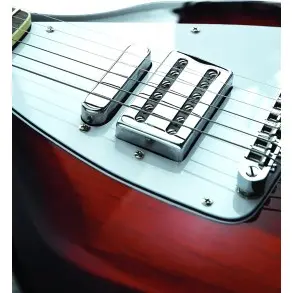 Eko ROCKVI Guitarra Eléctrica Sunburst