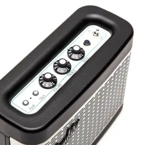 Bafle Fender Newport Bluetooth 30w Bateria Recargable p/12Hs Color Gris