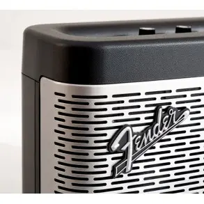Bafle Fender Newport Bluetooth 30w Bateria Recargable p/12Hs Color Gris