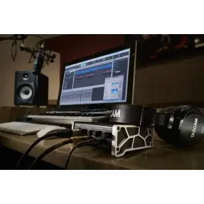 Auricular De Estudio Tascam Alta Definición TH-07