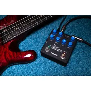 Pedal de Efecto NUX NBP-5 Melvin Lee Davis Pre-Amp Bajo