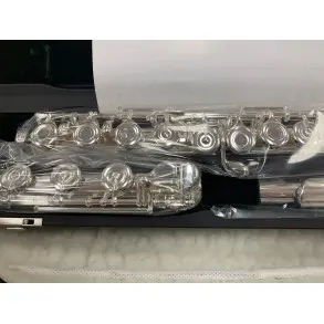 Flauta Traversa PEARL 665RBE Cabezal y Cuerpo de Plata Pata B