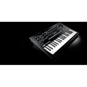 Sintetizador Korg Minilogue-XD Sintetizador Analogico Polifonico 37 Teclas