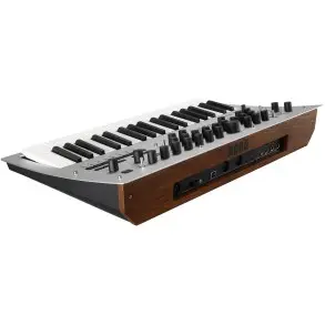 Sintetizador Korg Minilogue Analogico Polifonico 37 Teclas