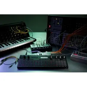 Sequenciador Korg SQ-64 Polifonico 64 Pasos