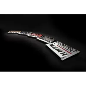 Sintetizador Korg Monologue Analogico Polifonico 25 Teclas