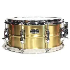 Redoblante YAMAHA Recording Custom 13" x 6,5" Metal Brass RRS1365