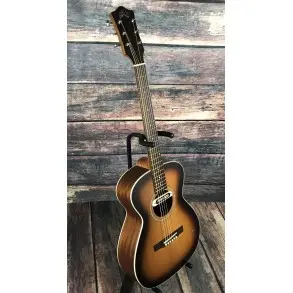 Guitarra Electro Acústica Guild M240E TROUBADOUR