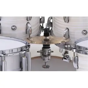 Soporte de hihat remoto con Clamp al bombo Pearl Cla-130 fijo