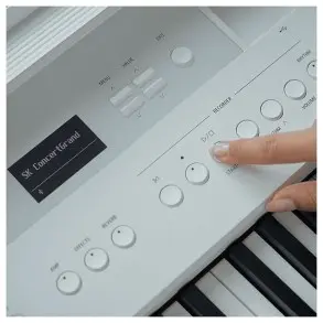 Piano Digital Kawai ES-520W 88 Teclas Bluetooth Blanco