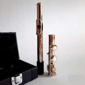 Flauta Traversa Lincoln Winds en C de Plata 16 Agujeros con Estuche.