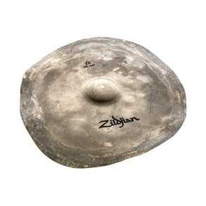 Platillo Zildjian FX Raw Crash Con Forma Irregular Campana Grande De 20" a 23"