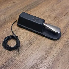 Pedal Sustain Yamaha FC4A Usado