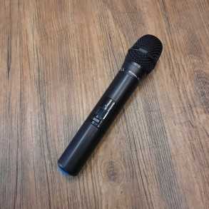 Sistema inalámbrico Ross con 1 micrófono de mano MU626 Exhibición