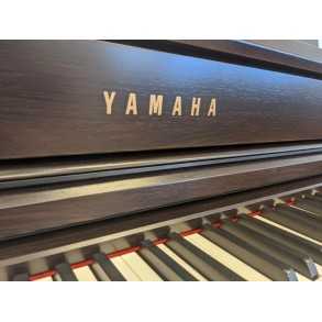 Piano Yamaha Clavinova 88 Teclas Clp-725 Mueble Rosewood
