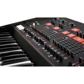 Sintetizador Korg Duofonico Arp Odyssey