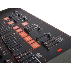 Sintetizador Korg Duofonico Arp Odyssey