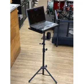 Soporte Trípode Multiuso Para Notebook + Bandeja Csa Rs101