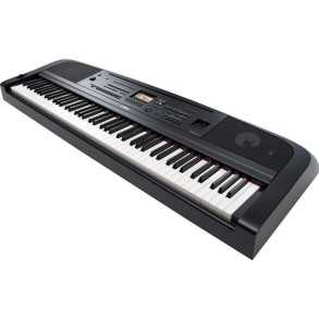 Piano Arranger Yamaha Dgx670 88 Teclas Con Bluetooth