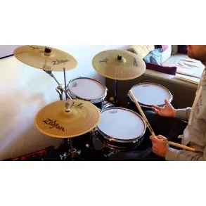 Set Platillos Zildjian Low Volume lv80 + Parches Remo Silenstroke