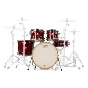 Batería DW Design Series Lacquer 5 cuerpos Color Cherry Stain Bombo 22"