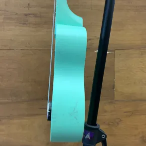 Ukelele Soprano Fzone Color Verde Claro FZU-002 OUTLET