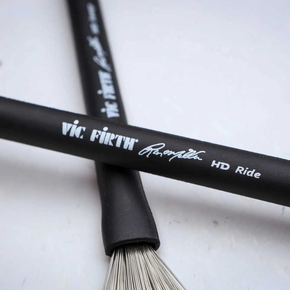 Escobillas Vic Firth Mango Goma Negro Modelo Russ Miller