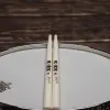 Palillos Vic Firth Signature Series Buddy Rich SBR Blancos