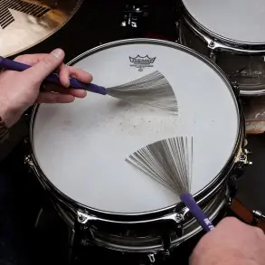 Escobillas Vic Firth Hb Mango De Goma Heritage Retráctil