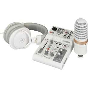 Pack Mixer Streaming Auriculares y Microfono Yamaha AG03MK2WLSPK