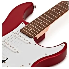 Guitarra Eléctrica Yamaha Serie Pacifica 100 | Color Metallic Red