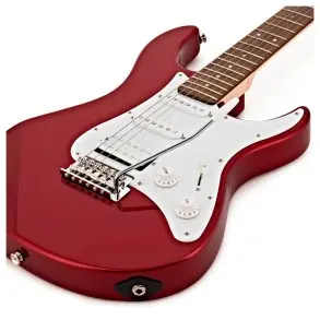 Guitarra Eléctrica Yamaha Serie Pacifica 100 | Color Metallic Red