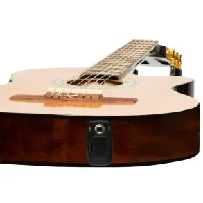 Guitarra Clasica Stagg 1/2 Caja De Pino-Eq 5 Bandas Y Afinador- Con Corte