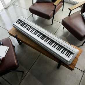 Piano Digital Kawai Es120 LG 88 Teclas Bluetooth 25 Sonidos 195 Polifonia Gris