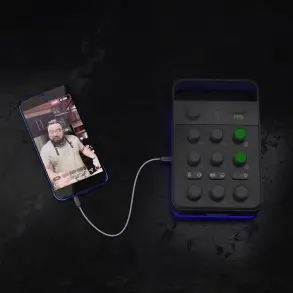 Mackie Mcaster Live Mixer Interface USB Streaming Podcast XLR USB