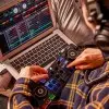 Controlador Hercules DJ-Control Starlight Ultracompacta