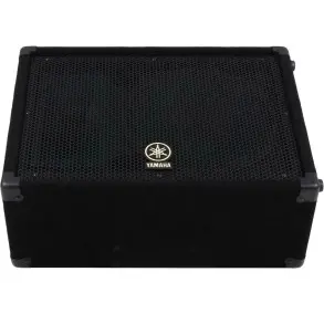 Bafle Pasivo De 12 Pulgadas Yamaha BR12M 300W 2 vias